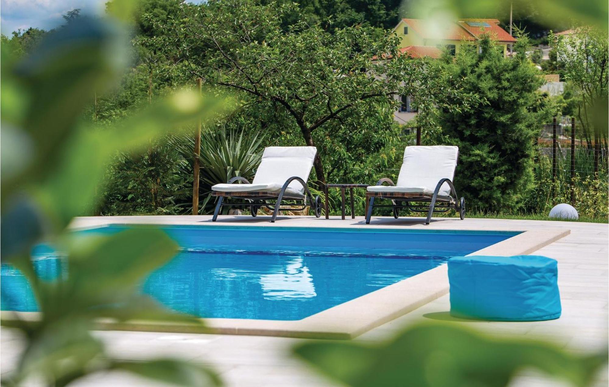 Lovely Home In Matulji With Outdoor Swimming Pool Kültér fotó
