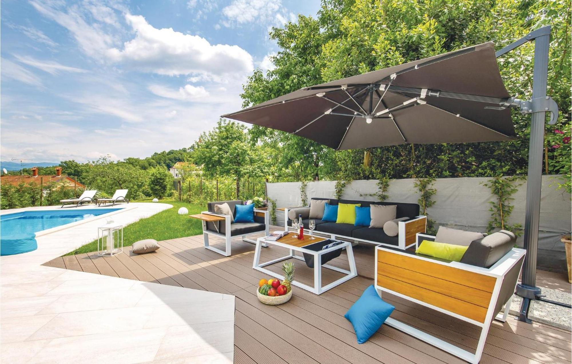 Lovely Home In Matulji With Outdoor Swimming Pool Kültér fotó